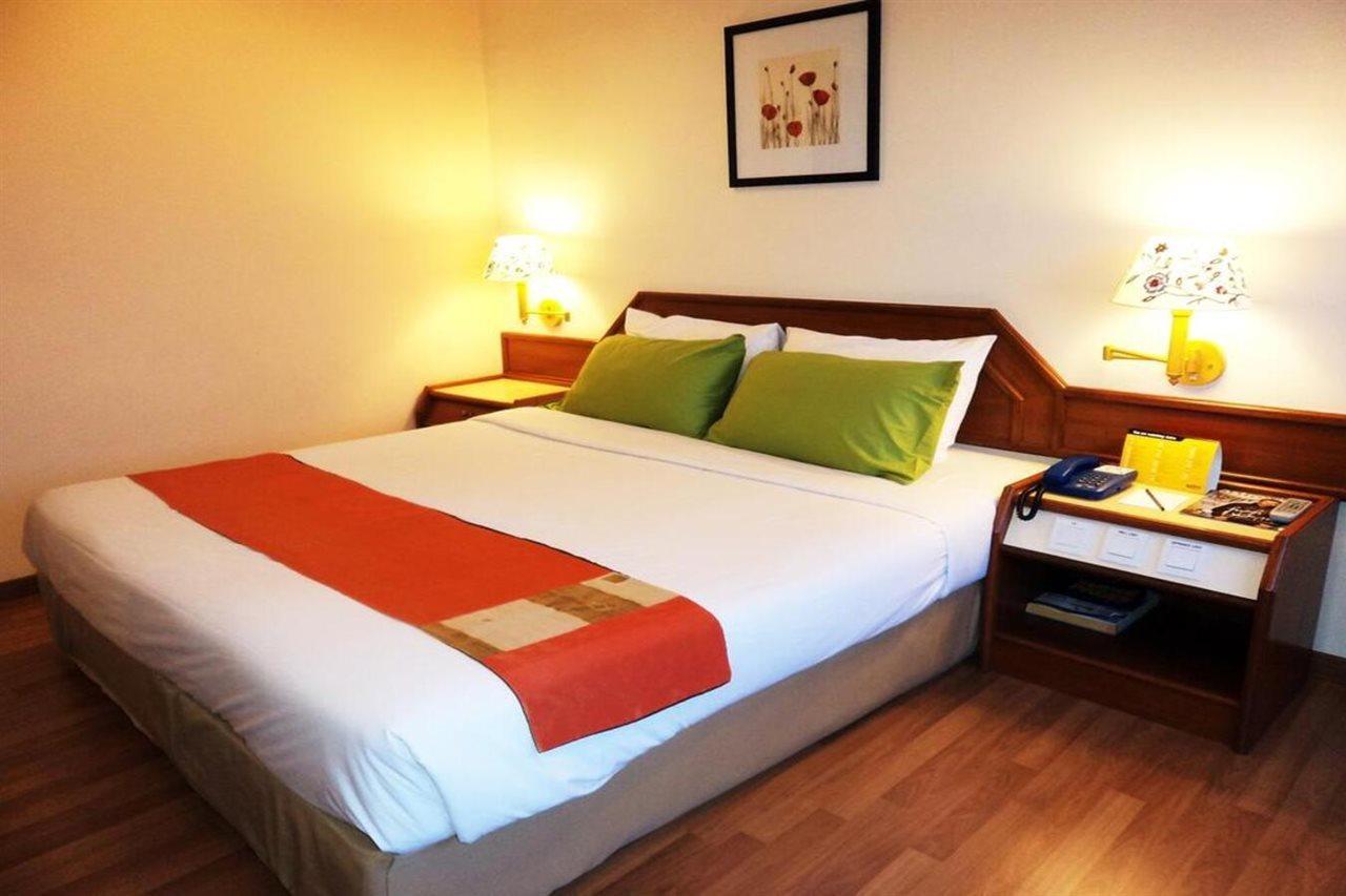 The Emperor Hotel Malacca エクステリア 写真