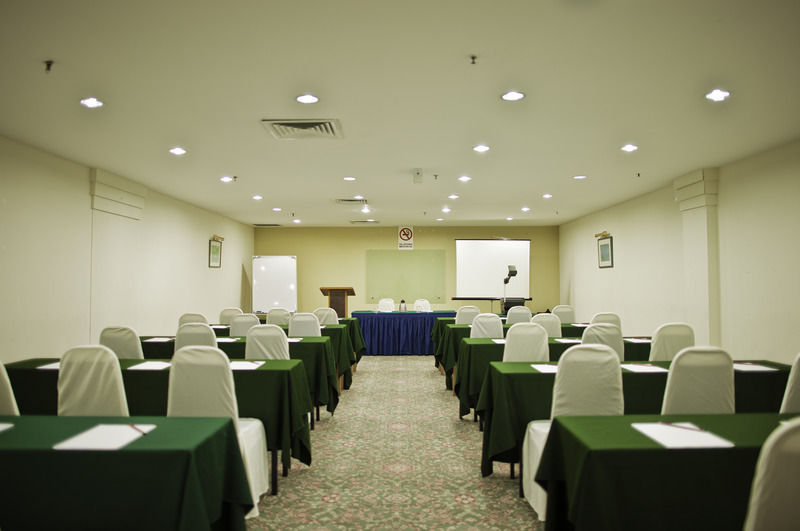 The Emperor Hotel Malacca エクステリア 写真