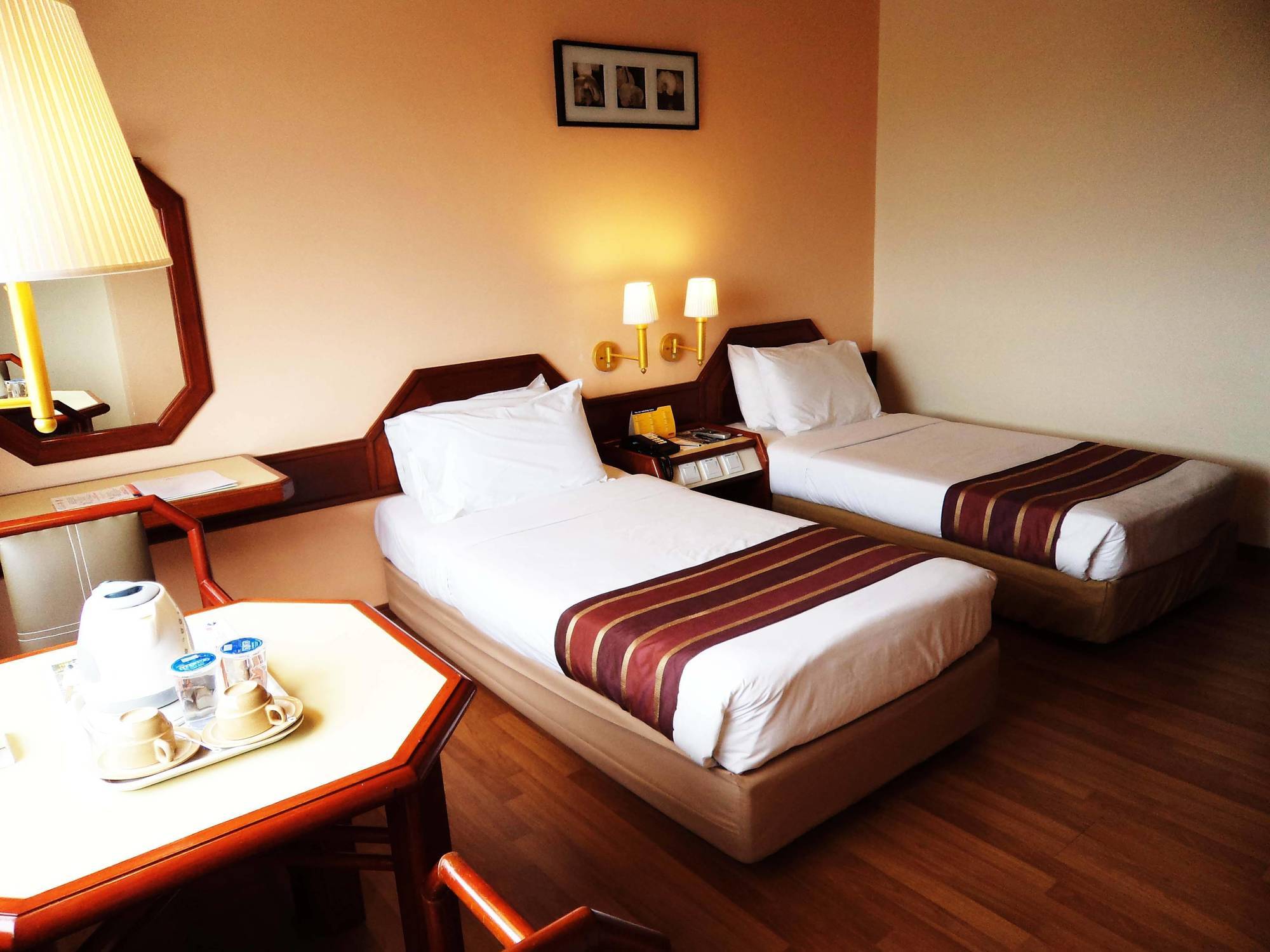 The Emperor Hotel Malacca エクステリア 写真