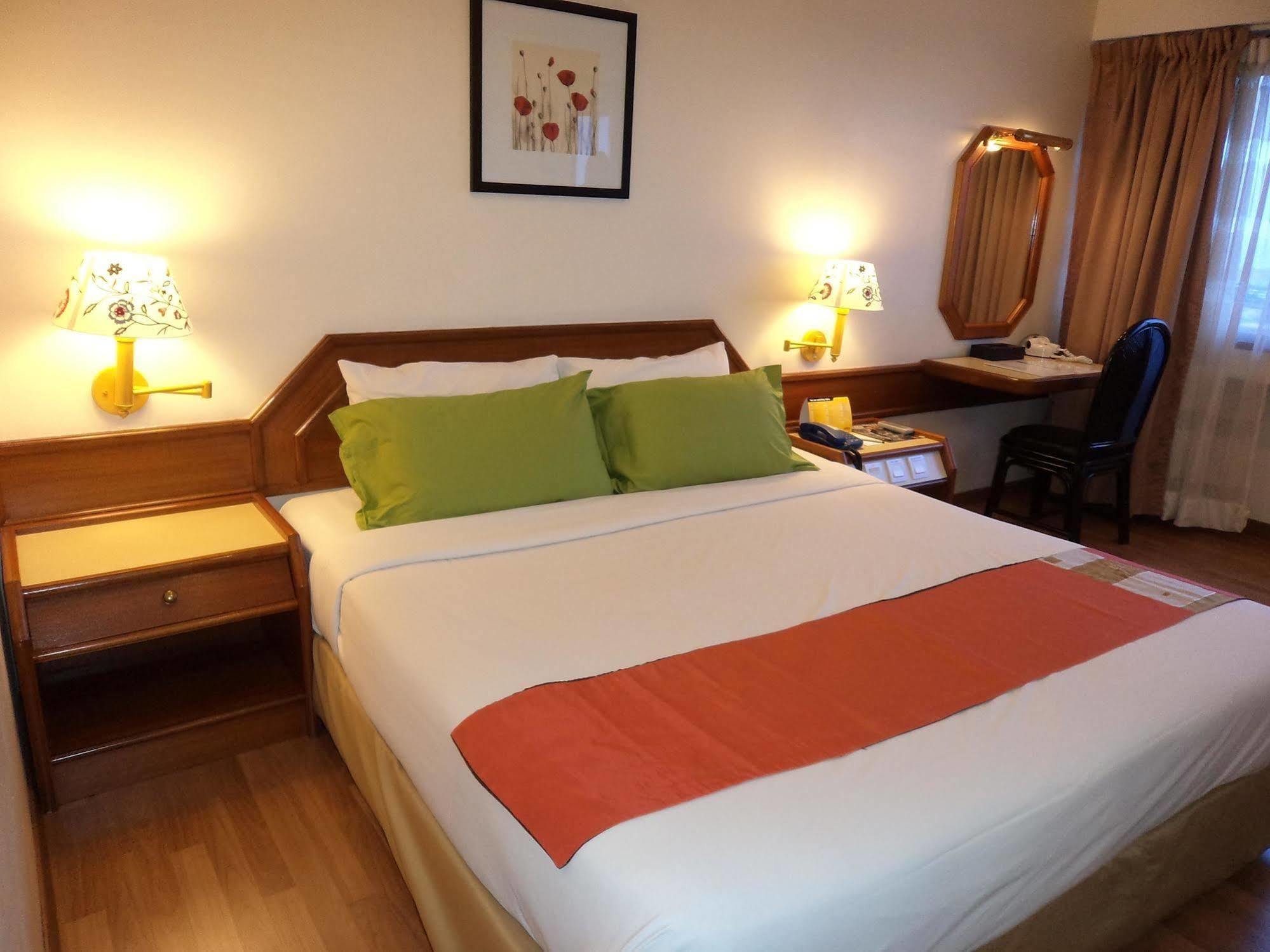 The Emperor Hotel Malacca エクステリア 写真