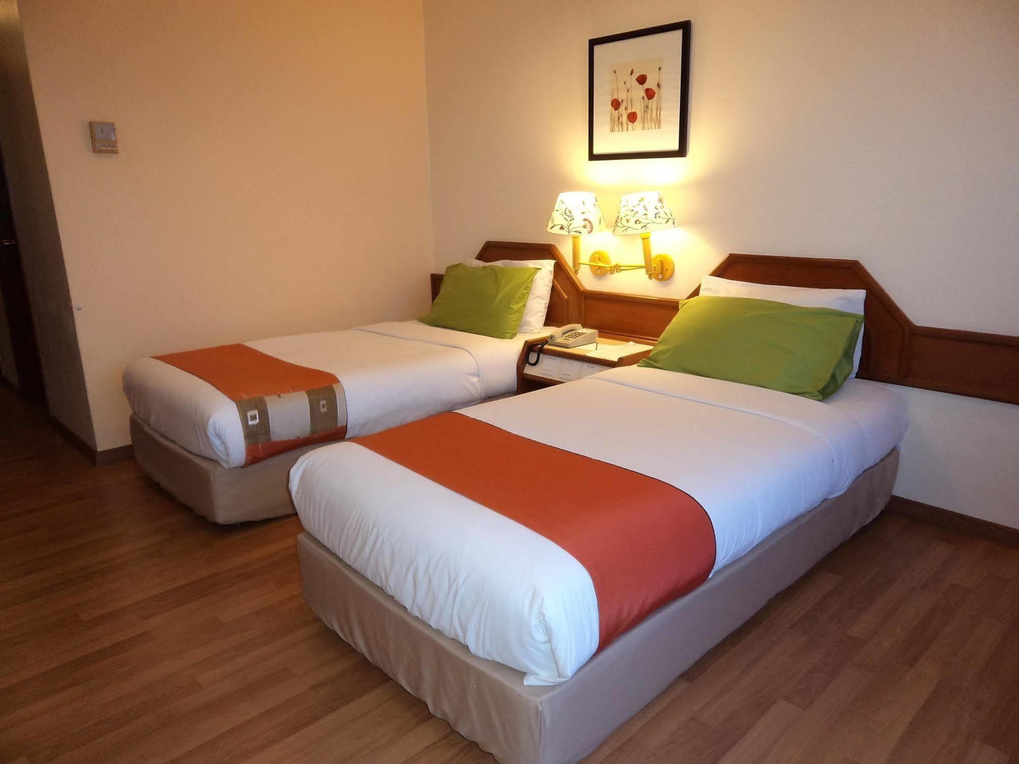 The Emperor Hotel Malacca エクステリア 写真