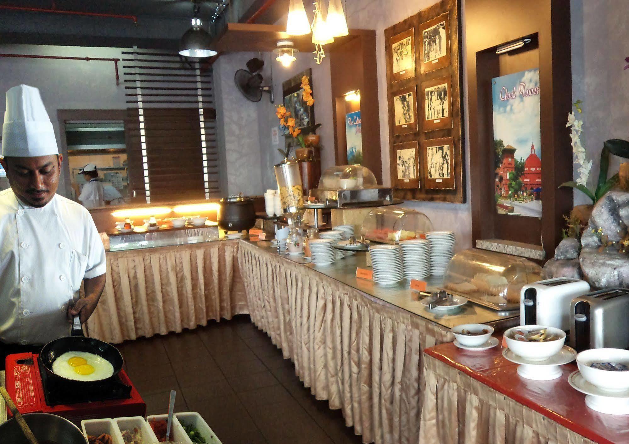 The Emperor Hotel Malacca エクステリア 写真